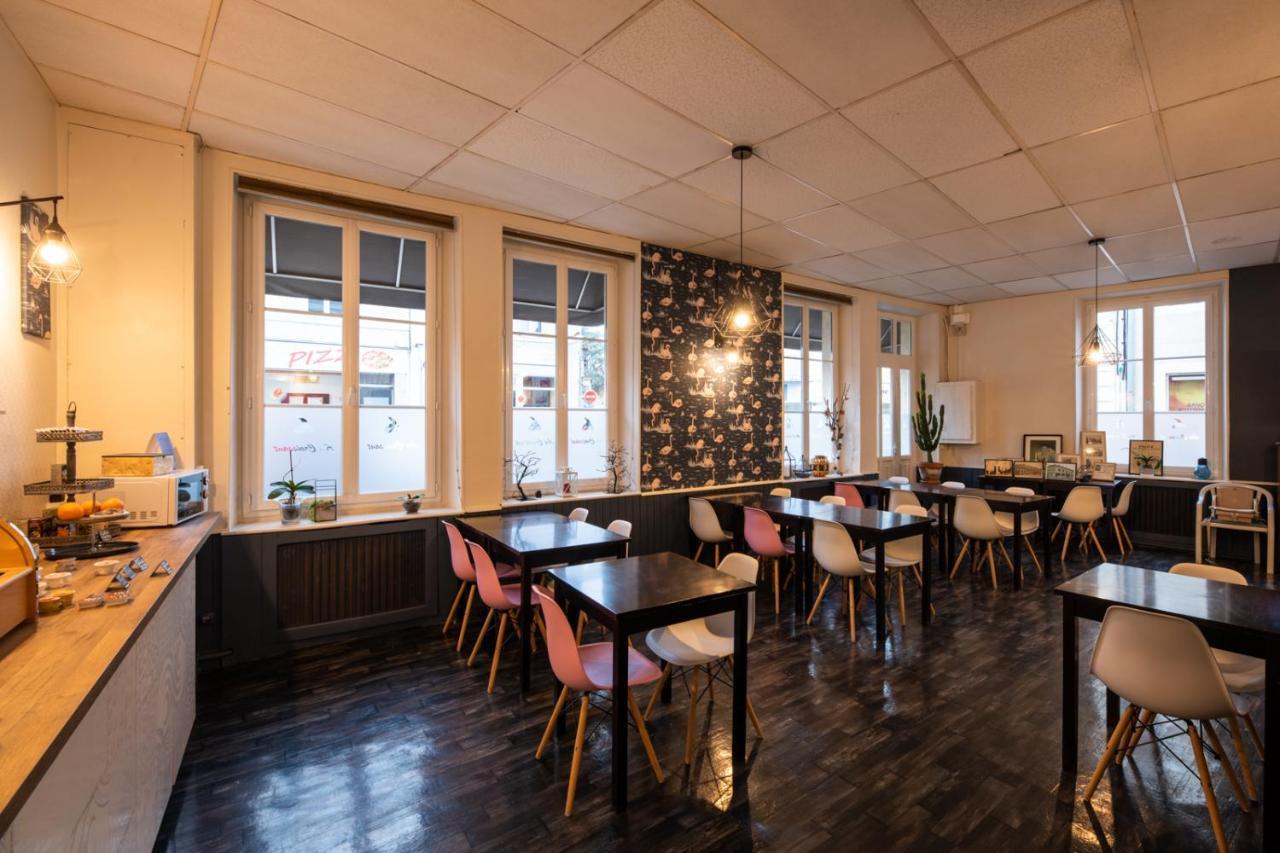 Logis Hotel Au Croissant Buzançais Εξωτερικό φωτογραφία