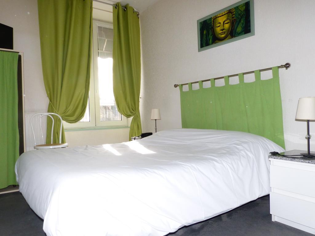Logis Hotel Au Croissant Buzançais Εξωτερικό φωτογραφία